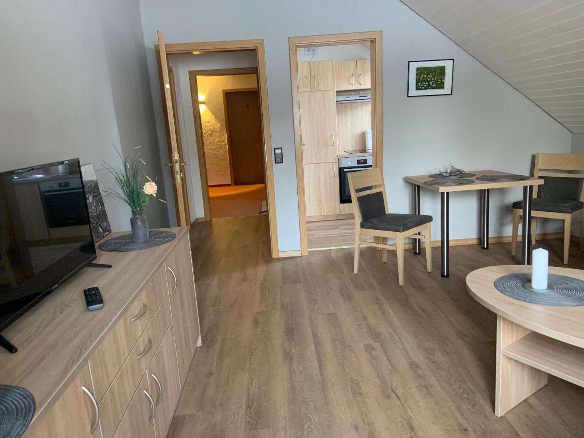 Ferienwohnung Wiesenblick Mit Terrasse Im Landhaus Fischer سانكت اندرياسبرغ المظهر الخارجي الصورة